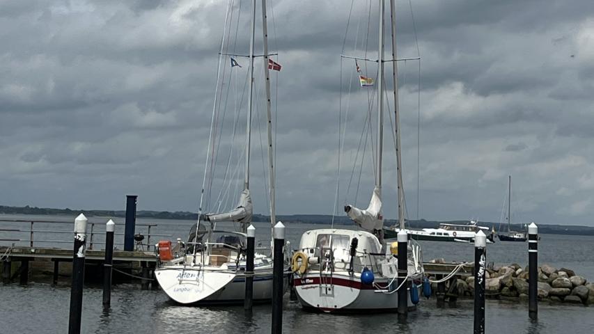 Segelboote im Hafen