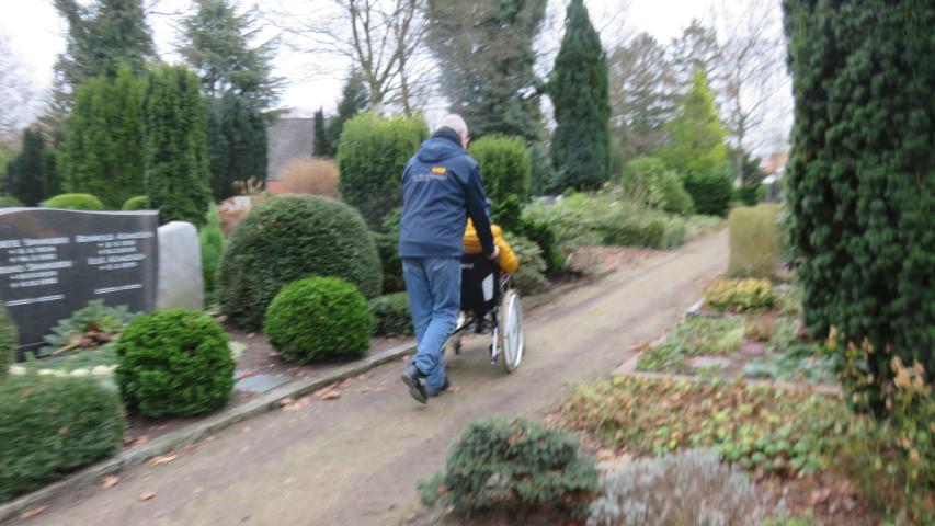 Wunschfahrt zum Friedhof